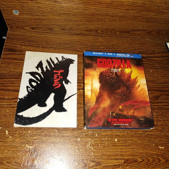 Godzilla (Blu-ray/DVD, 2-Disc Set, 2014, Canadian) w/ slipcover with bonus - Picture 1 of 5